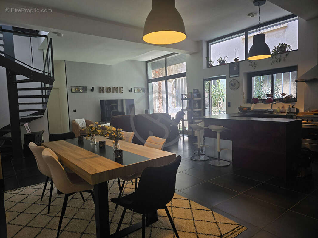 Appartement à LA COTE-SAINT-ANDRE