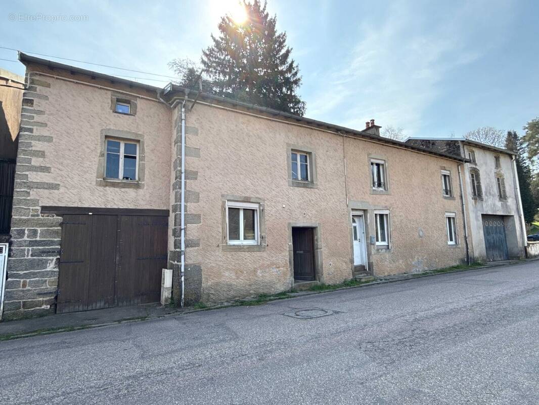 Maison à DARNEY
