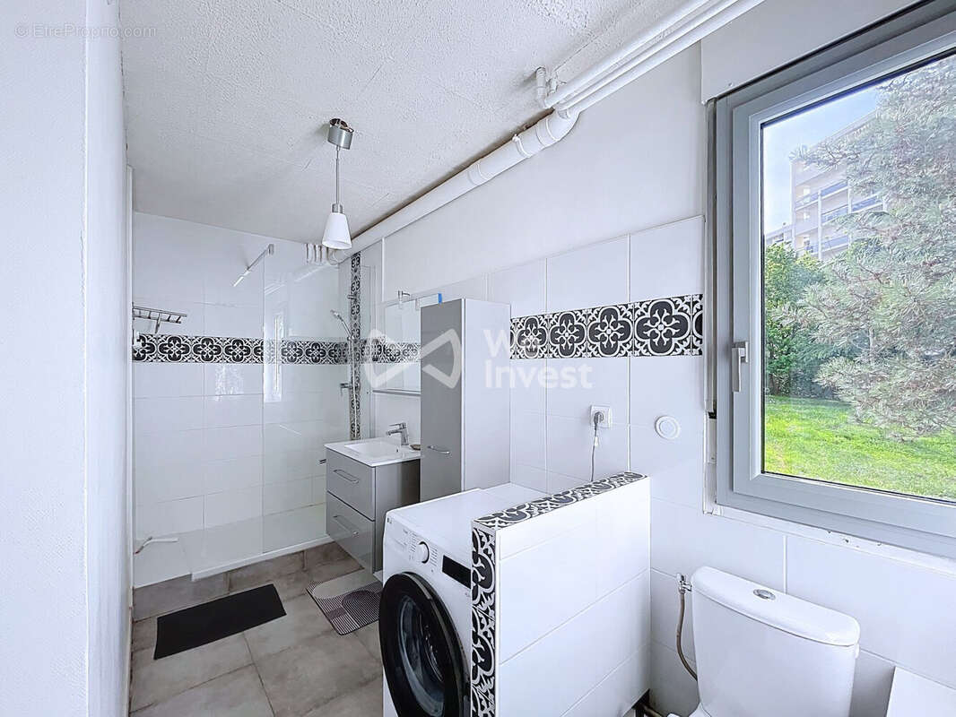 Appartement à LYON-8E