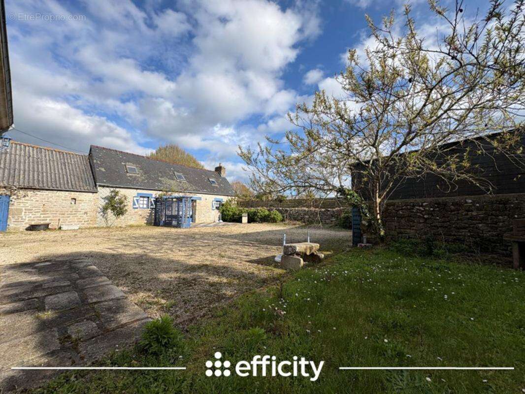 Maison à LOCTUDY