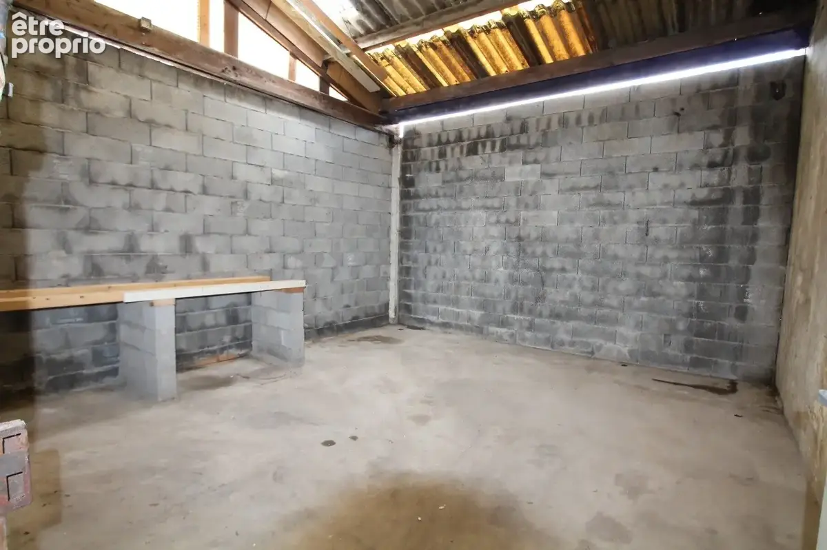 local commercial de 550 m2 avec 500 m2 de cour BOULOGNE SUR MER - photo 17