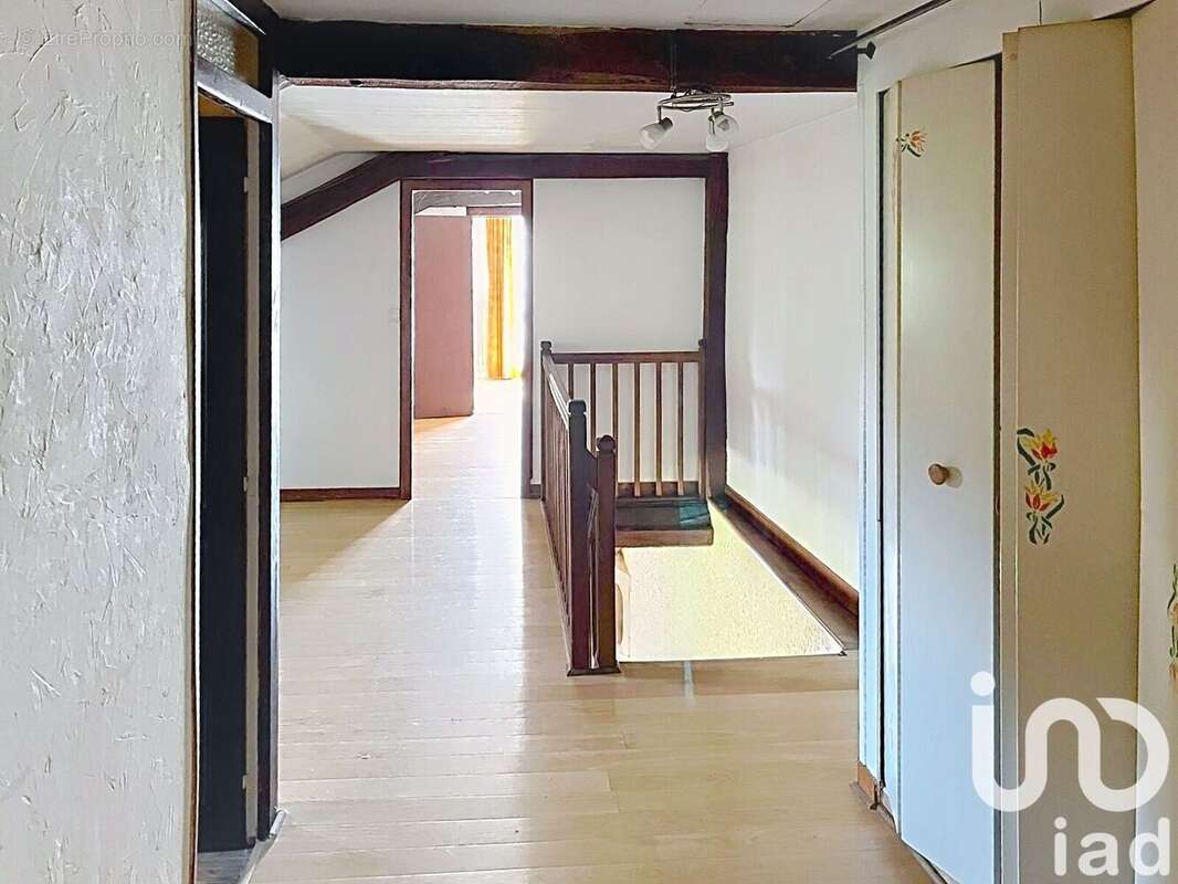 Photo 8 - Maison à NEUILLY-SOUS-CLERMONT