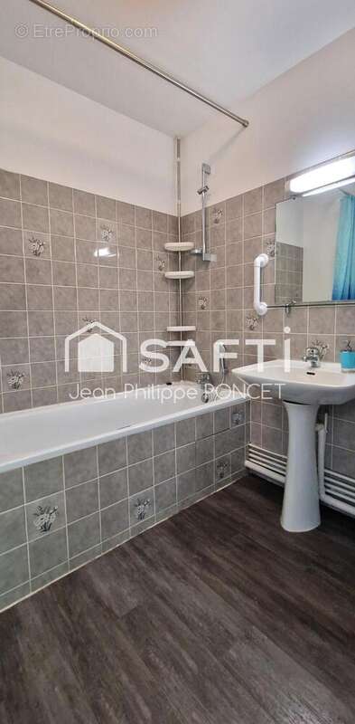 Photo 9 - Appartement à CAMIERS