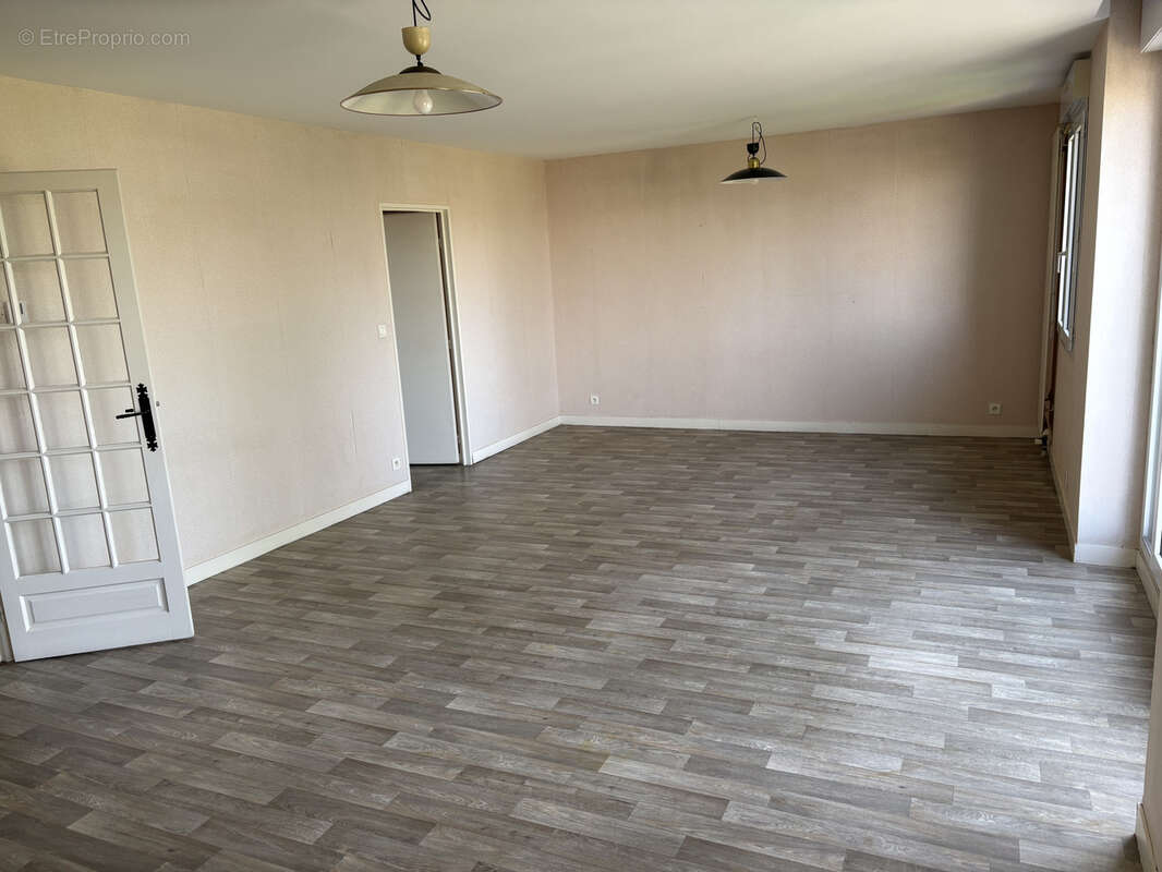 Appartement à CHATELLERAULT