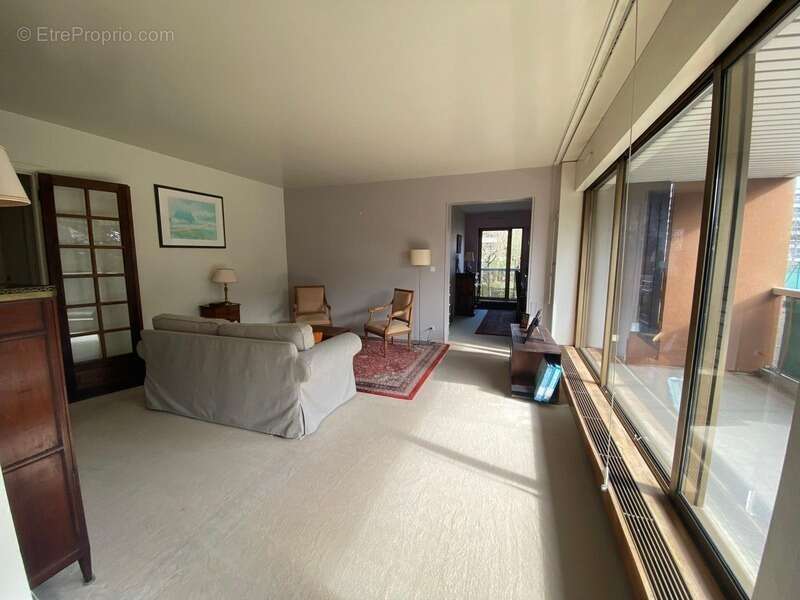 Appartement à VERSAILLES