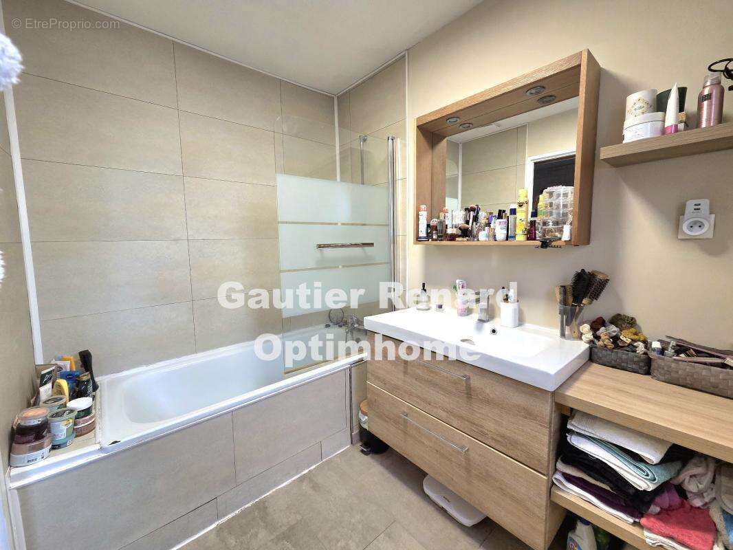 Maison semi‑individuelle entièrement rénovée – Secteur très prisé du Rôleur – 5 pièces SAINT SAULVE (59) - photo 7