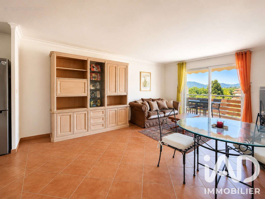 Appartement 48 m² à Mandelieu-La-Napoule  - photo 3