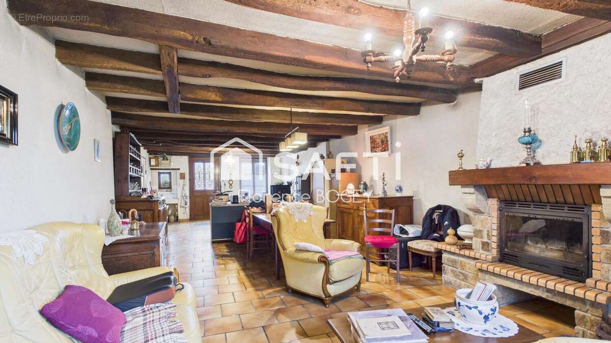 Photo 5 - Maison à BUSSIERE-POITEVINE