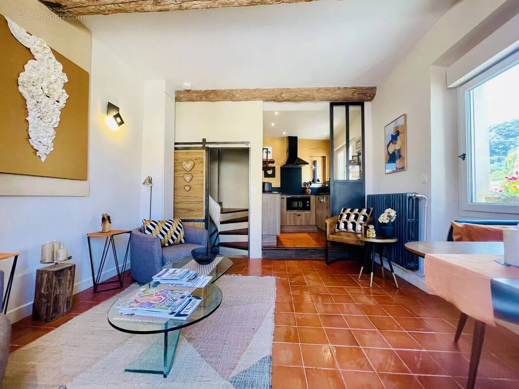 Appartement à VAISON-LA-ROMAINE