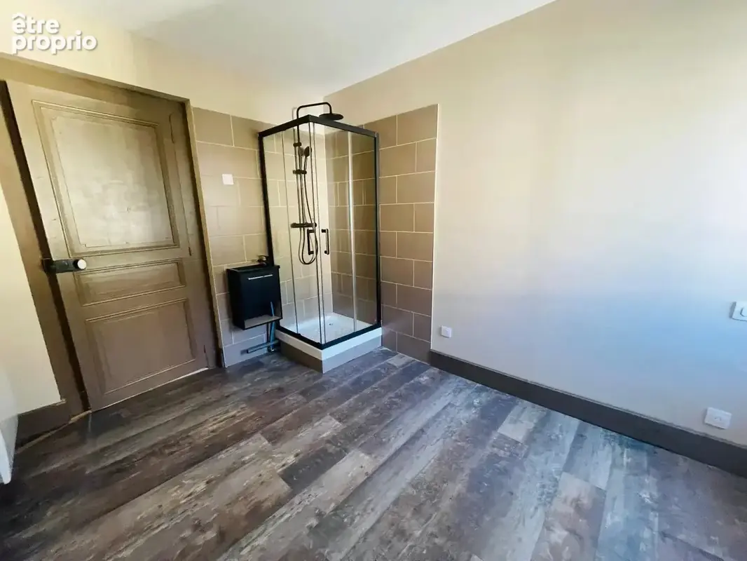 Maison type 5 plein centre luchon avec jardin 211m² - photo 11