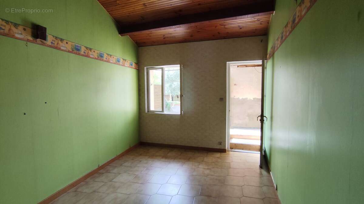Maison à MONTANS