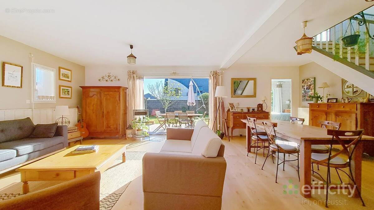 Maison à THORIGNE-FOUILLARD