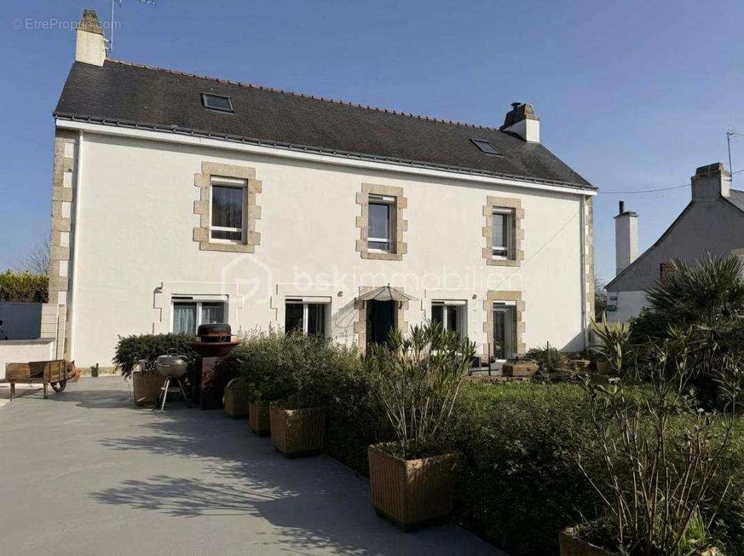 Maison à QUIMPERLE