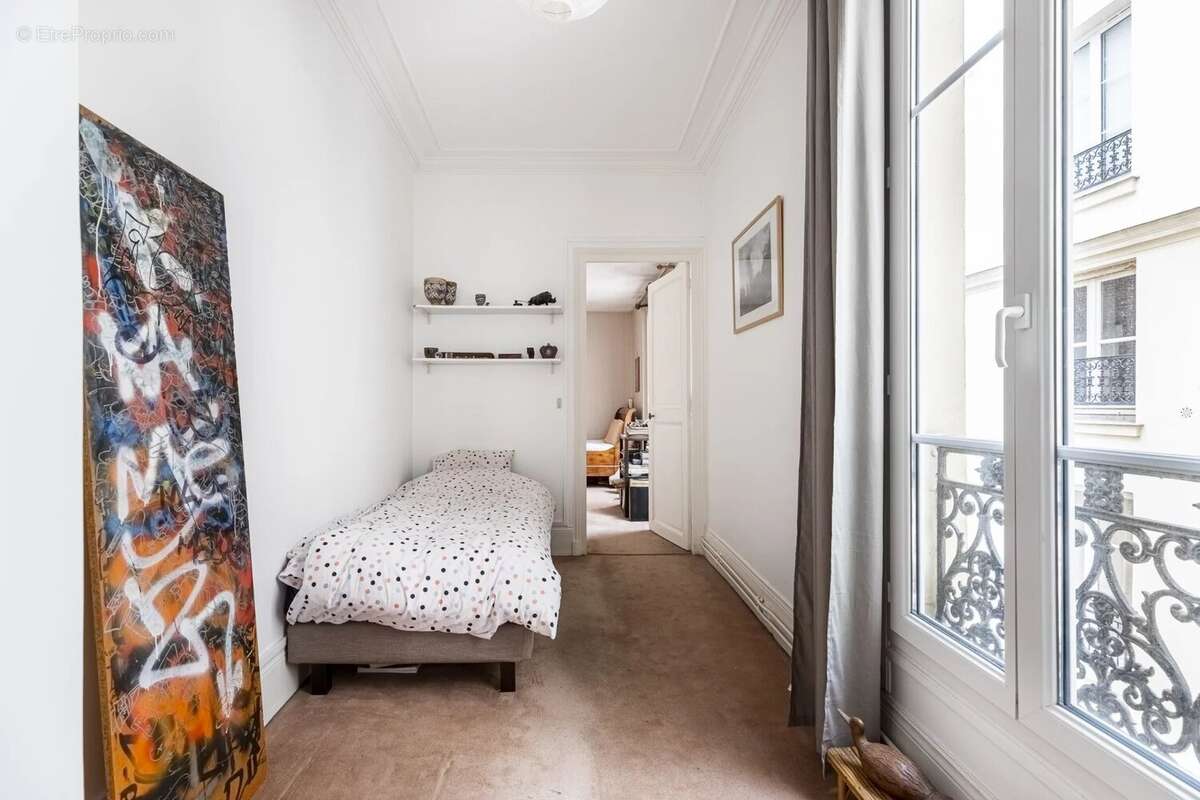 Appartement à PARIS-4E