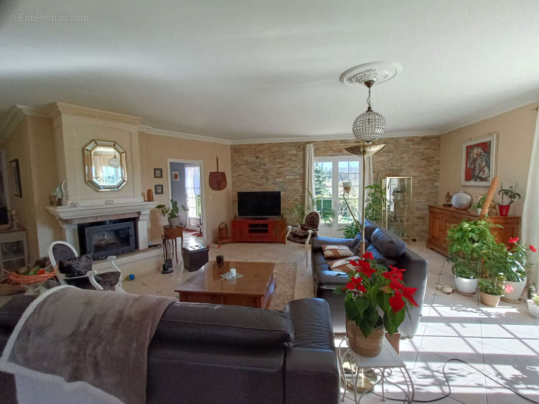 Maison à VALDIVIENNE