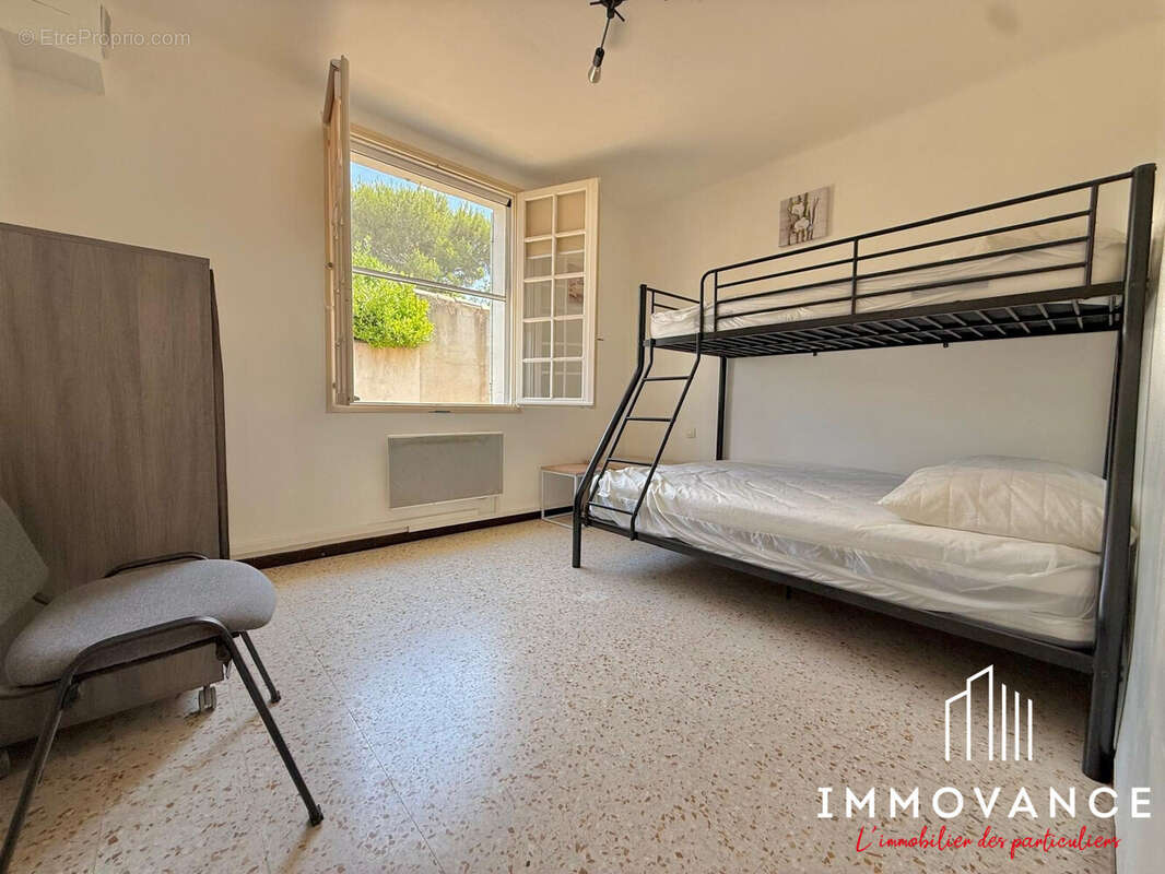 Maison 100 m² à Saint-Remy-De-Provence  - photo 7