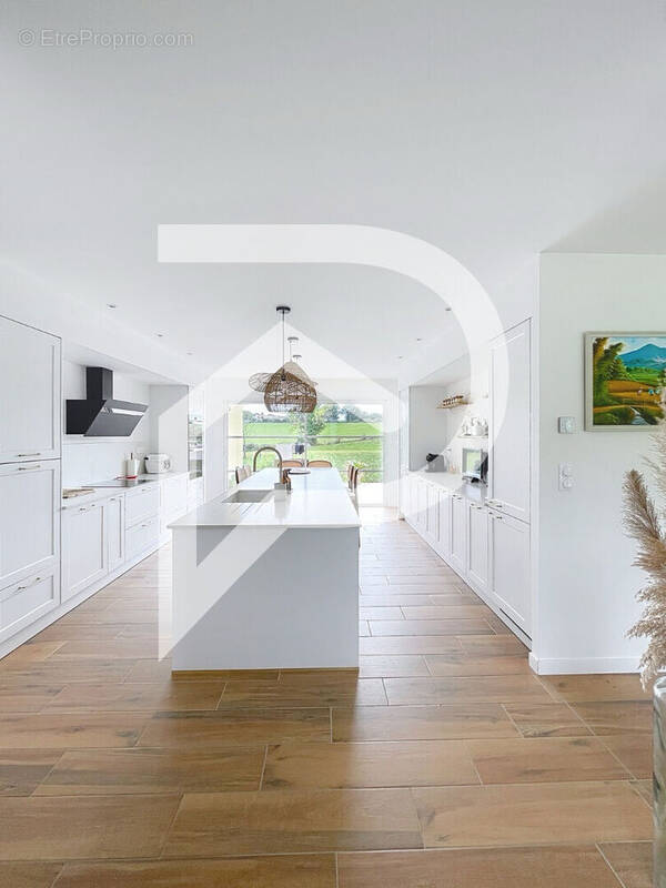 Maison à FREJAIROLLES