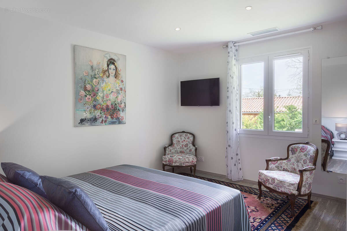 Maison à COULOUNIEIX-CHAMIERS