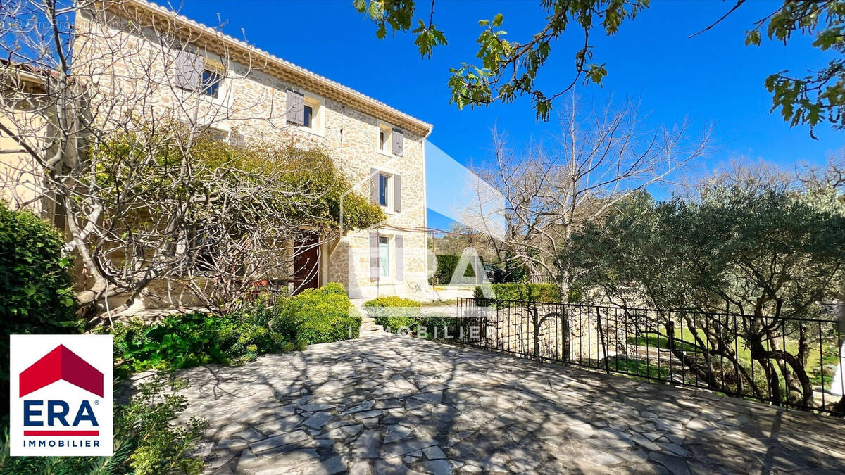 Maison à MAZAN