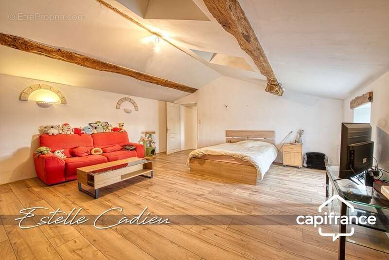 Maison à SAINT-PIERRE-DU-CHEMIN