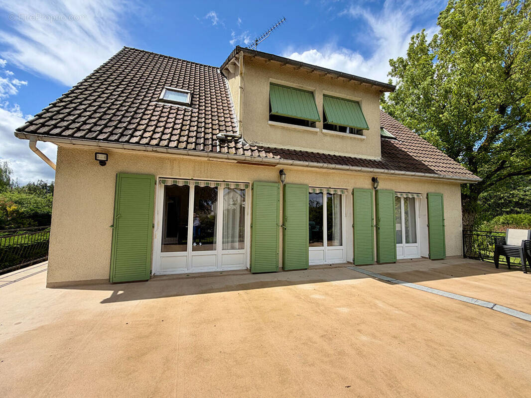 Maison à LES BREVIAIRES