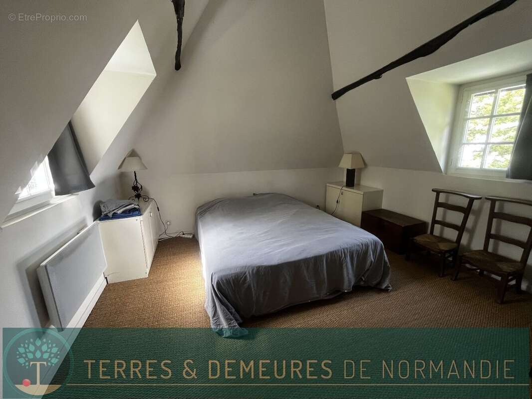 Maison à PONT-L'EVEQUE