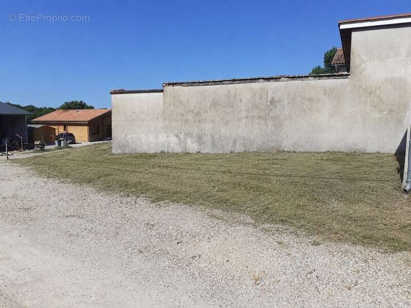 Terrain à vendre de 644,00 m²  (01) - photo 4