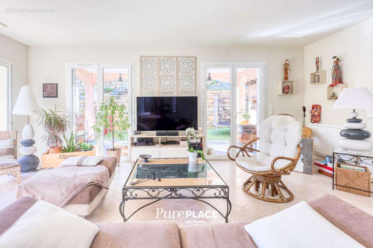 Maison à LA CADIERE-D'AZUR