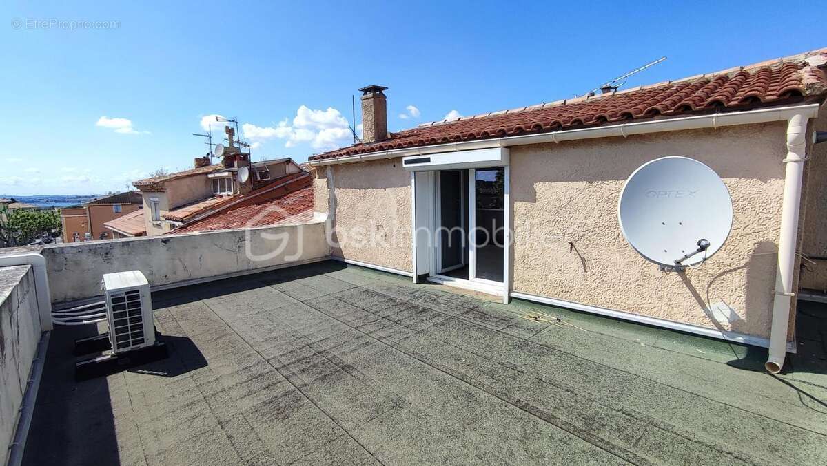 Maison à ROGNAC