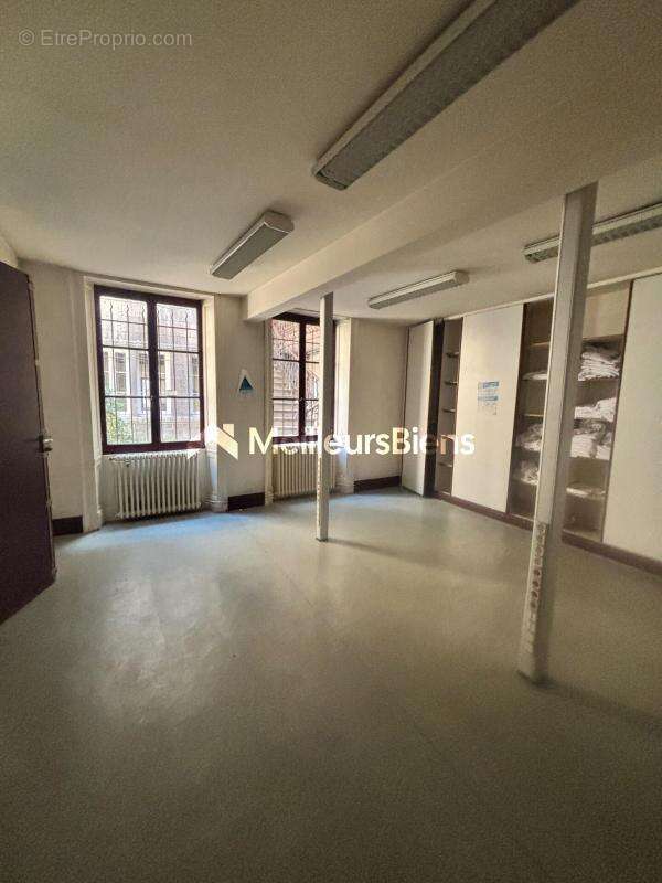 Appartement 3 pièces de 55 m² – Cœur historique de Besançon – Fort potentiel - photo 7