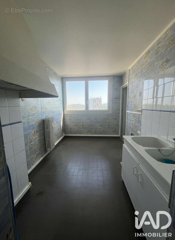 Appartement 107 m² à Bagnols-Sur-Ceze  - photo 8