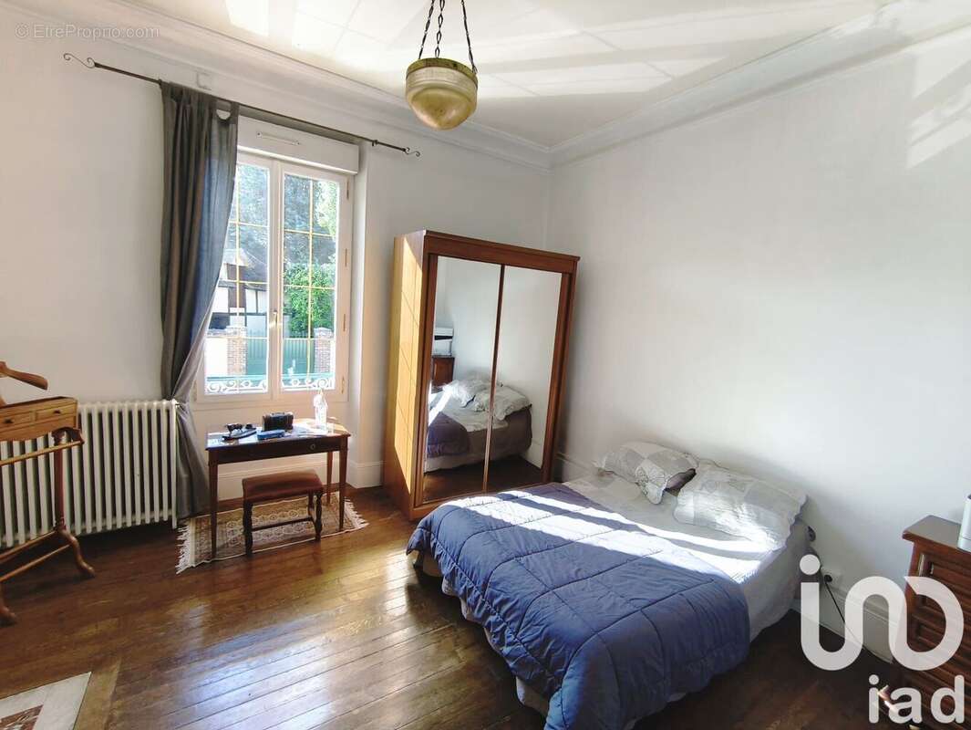 Maison 130 m² à Montereau-Fault-Yonne  - photo 8