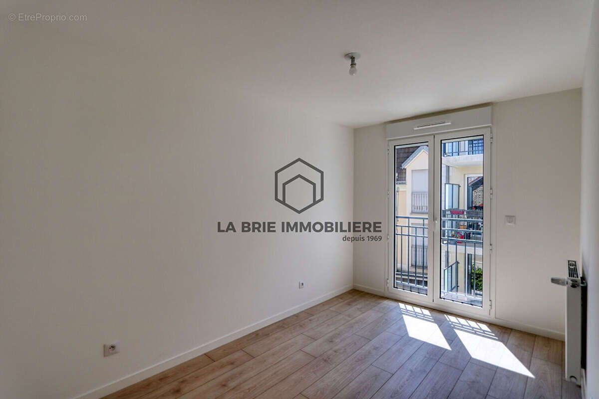 Appartement à VILLIERS-SUR-MARNE