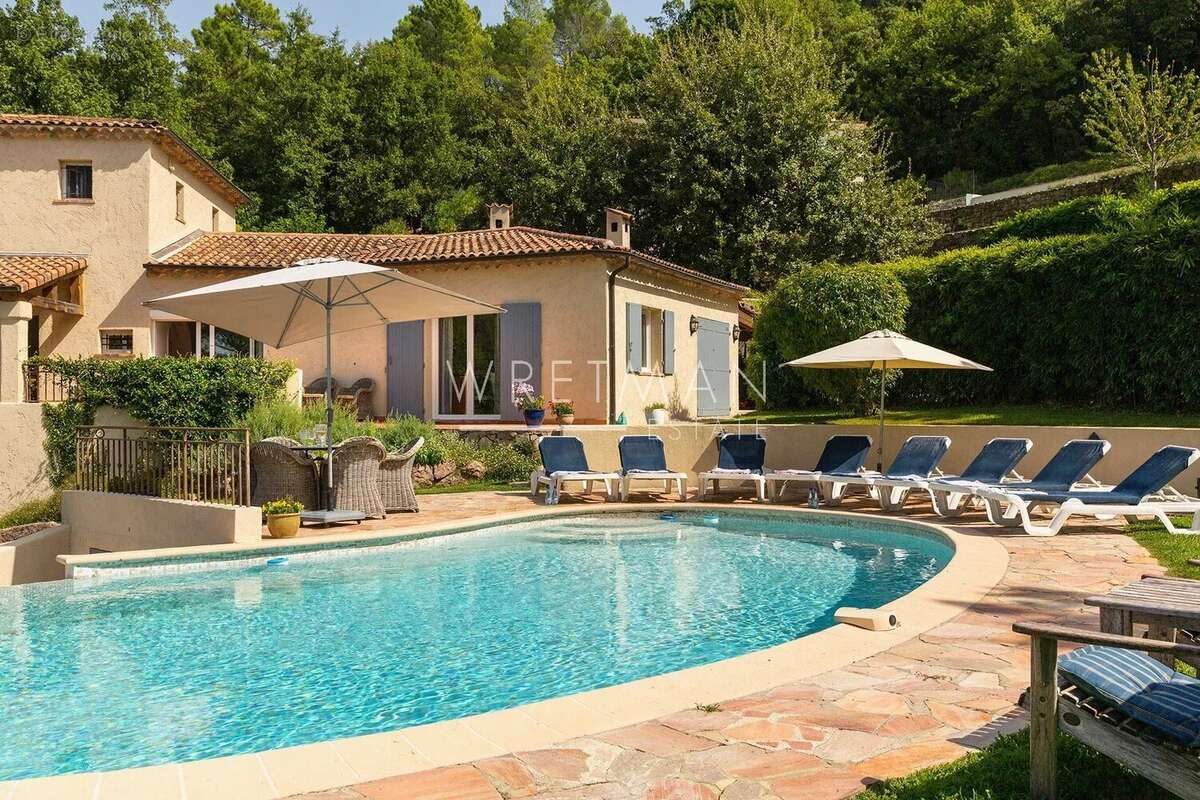 Maison à MONTAUROUX