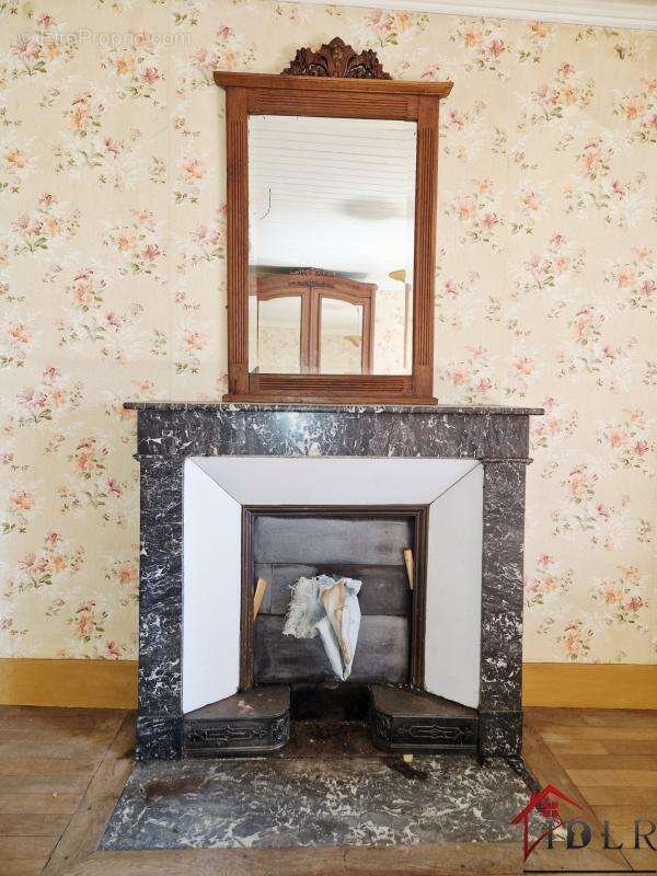 Maison à TERRE-NATALE