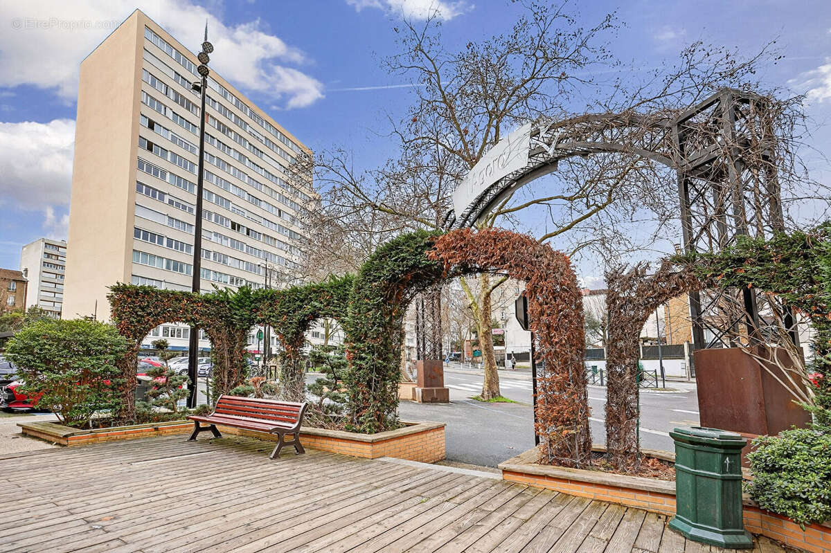 Appartement à COLOMBES