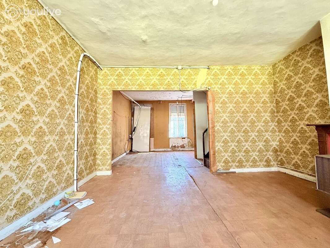 Commerce à DOUDEVILLE