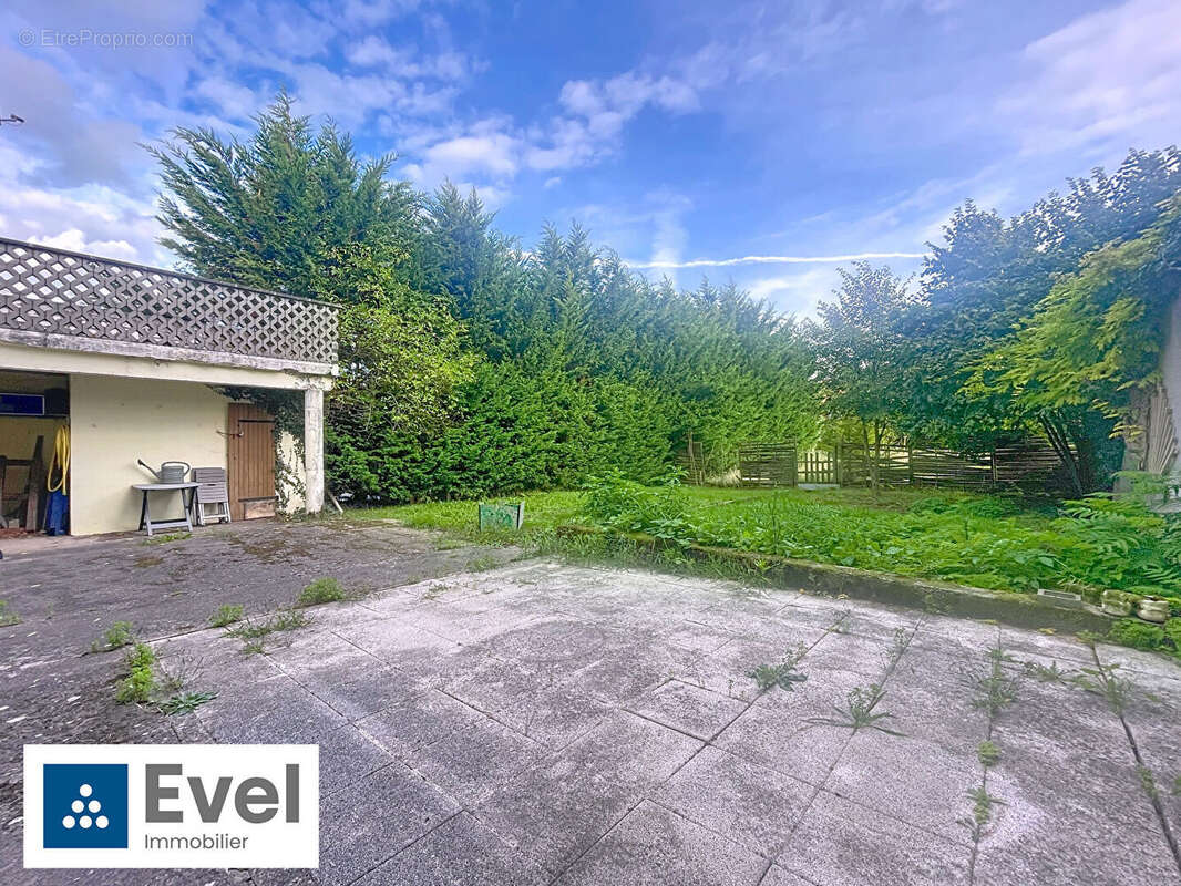 Maison à BENESTROFF