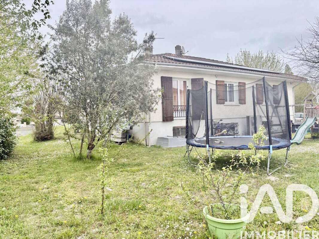 Photo 4 - Maison à LE TAILLAN-MEDOC