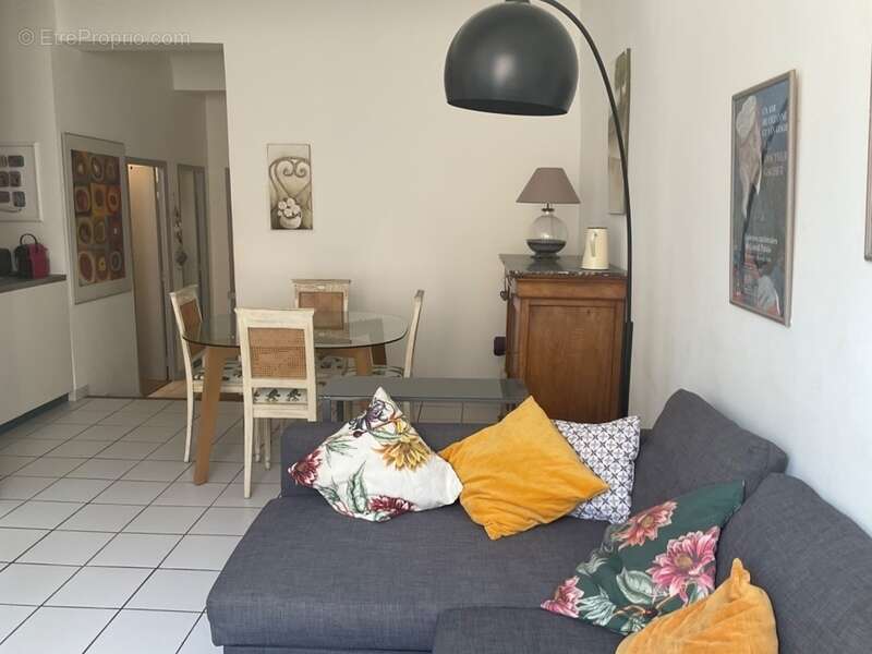 Appartement à vendre 3 pièces AIX EN PROVENCE (13) Centre ville - photo 2