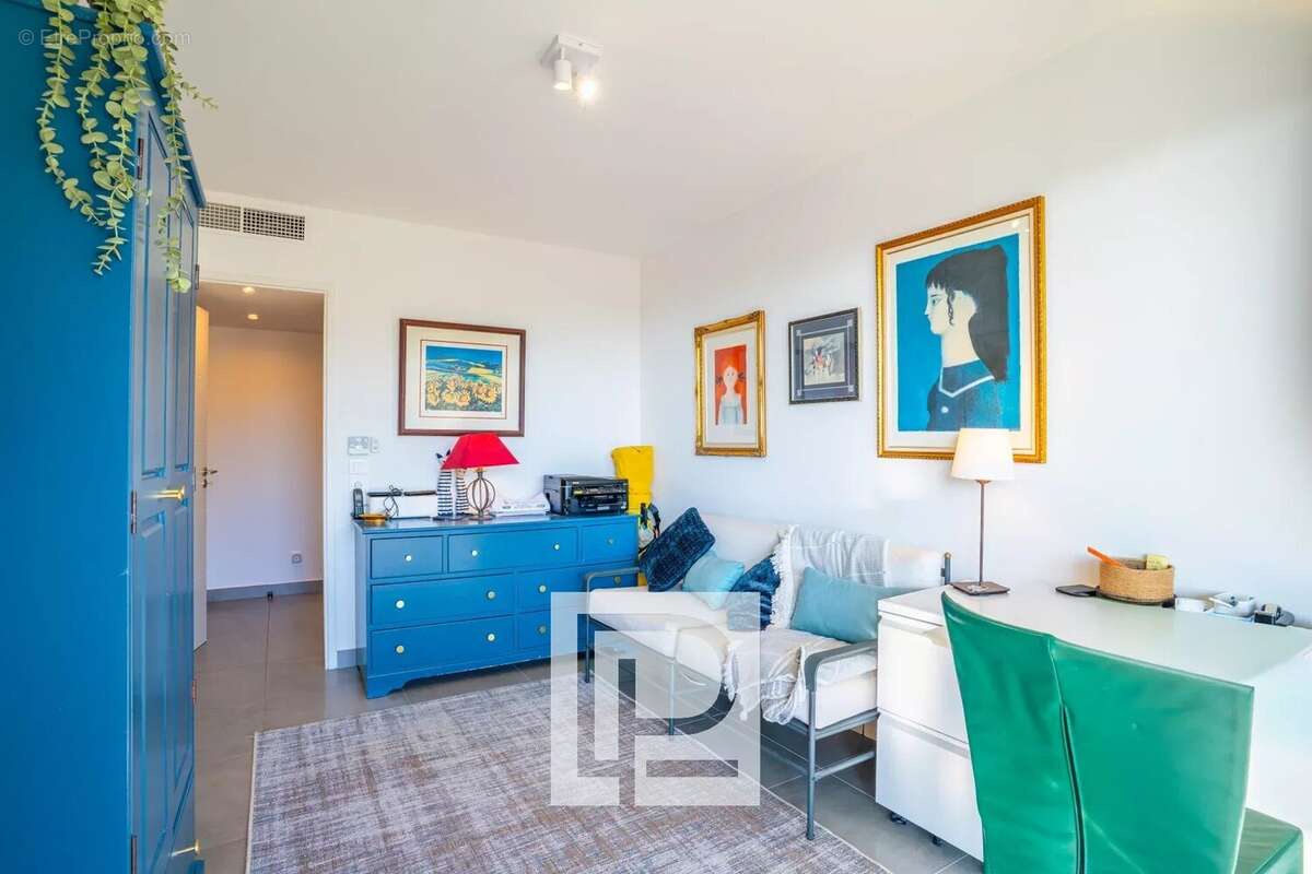 Appartement à LE CANNET