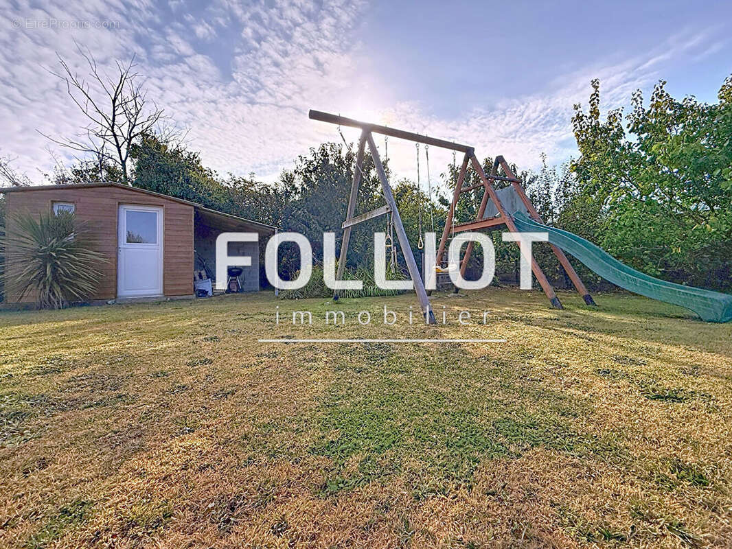 Maison à LES MOITIERS-D&#039;ALLONNE