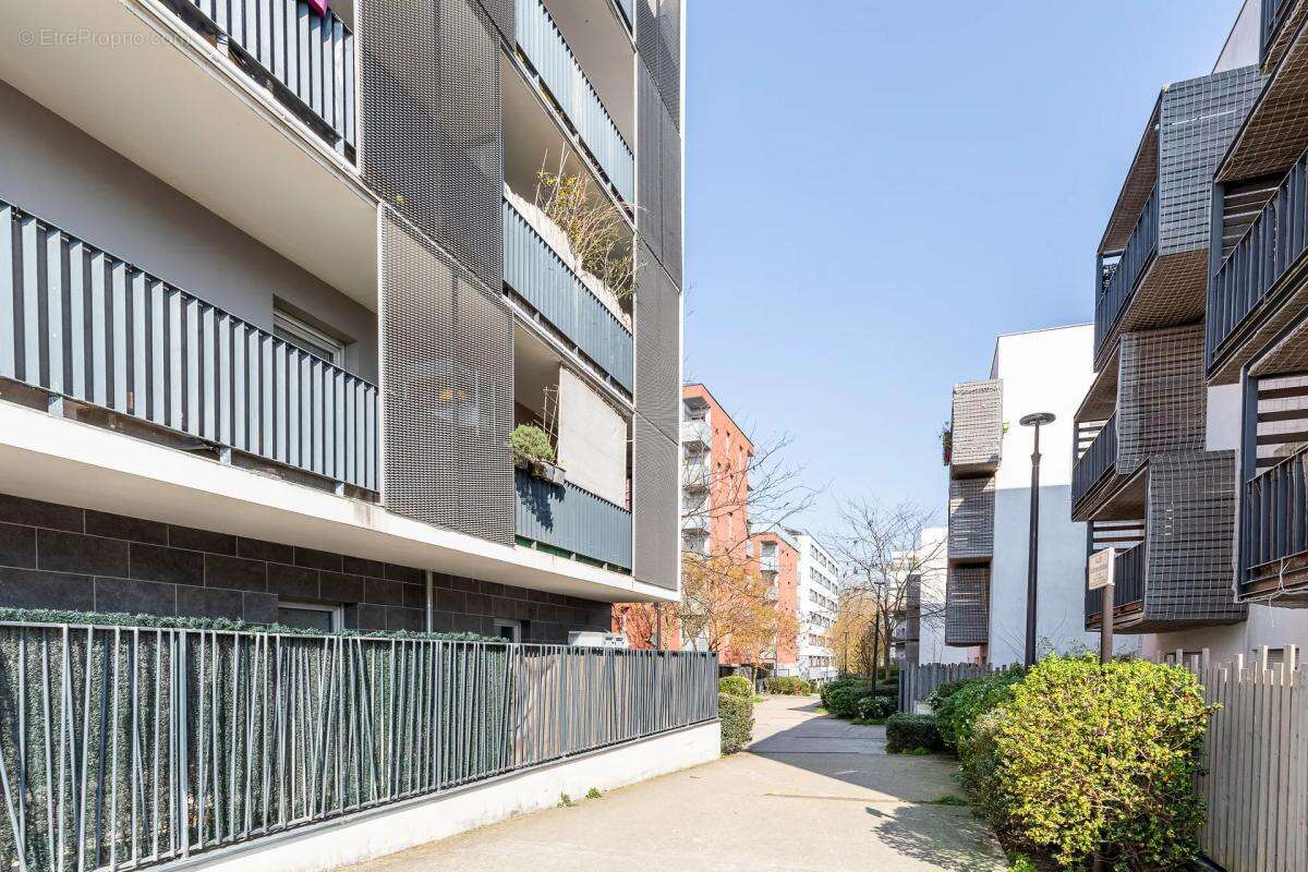 Appartement à IVRY-SUR-SEINE