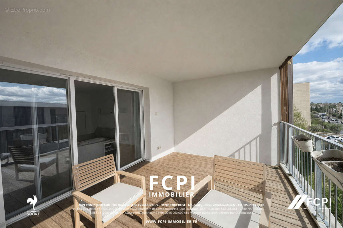 Appartement trois pièces 65 m2 - CUGNAUX - photo 5