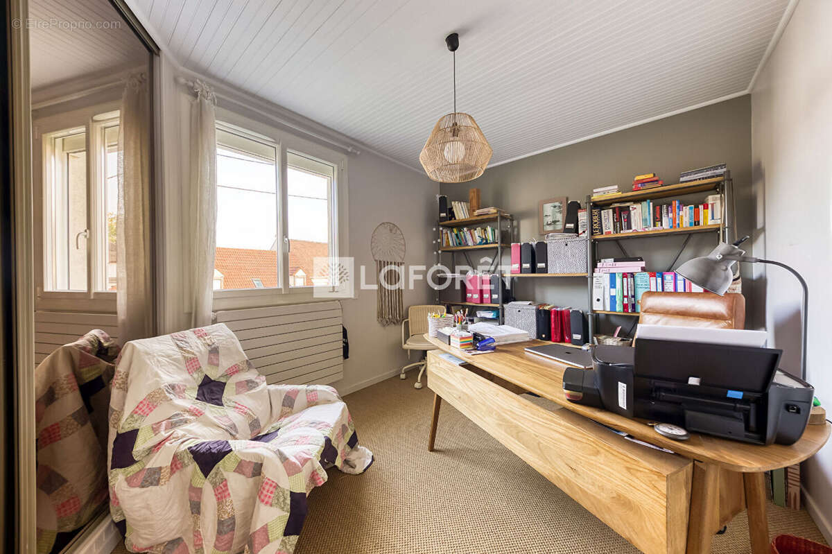 Maison à OZOIR-LA-FERRIERE