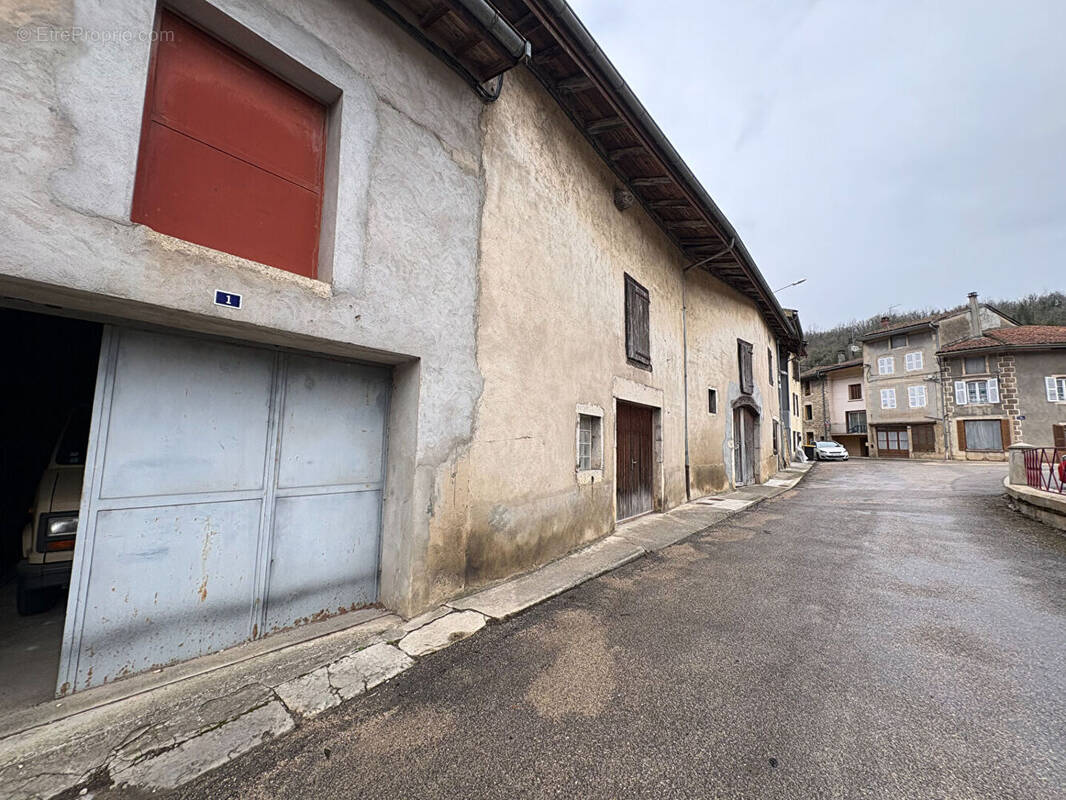 Maison à TORCIEU