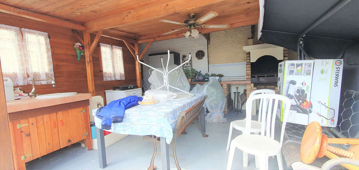 Maison à DONZY