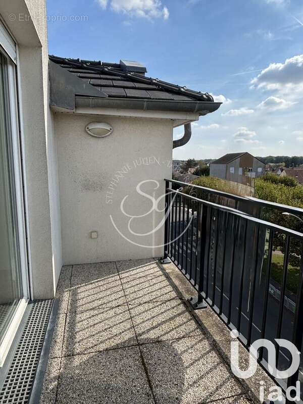 Photo 8 - Appartement à QUINCY-SOUS-SENART