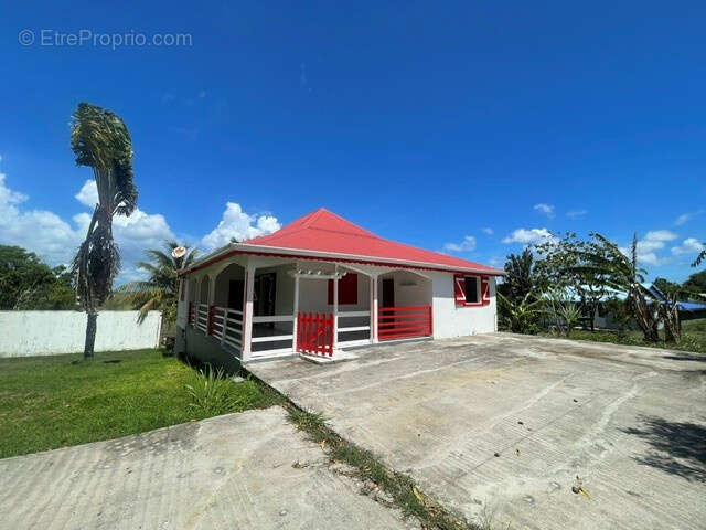 Jolie villa f3 + garage +1  piece  - campagne calme de petit canal - terrain de 876 m2 - photo 15