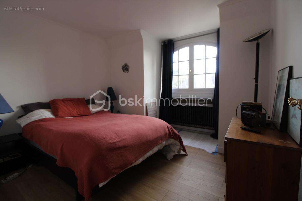 Maison individuelle de 7 pièces avec piscine - photo 10